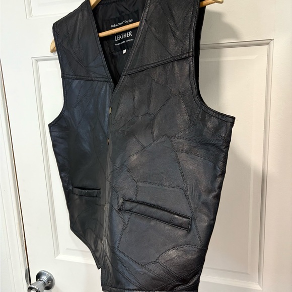 Navarre Leather Men’s Genuine Leather Vest Black Italian Stone Design Bikercore - Picture 3 of 15